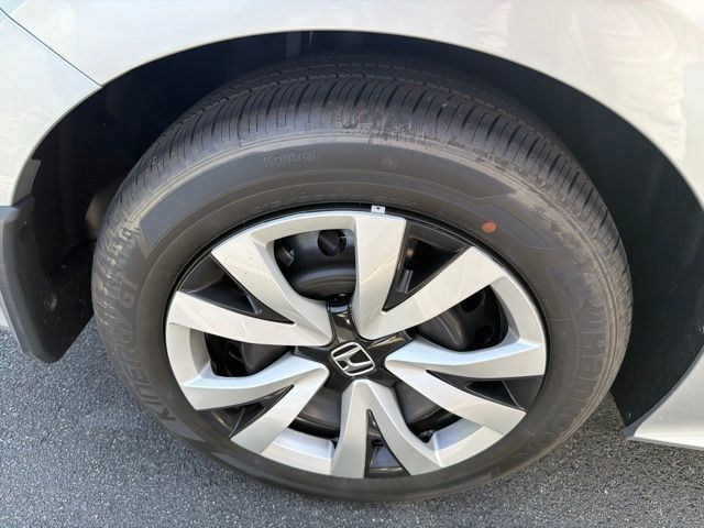 Used 2026 Honda Civic LX image 5