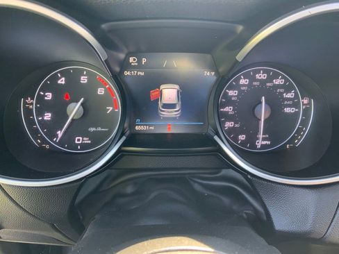 Used 2022 Alfa Romeo Stelvio Sprint RWD image 23