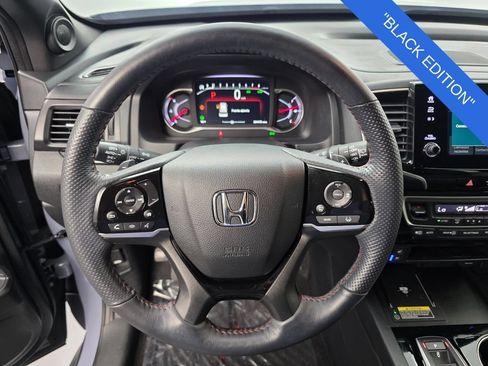 Used 2025 Honda Passport Black Edition image 19