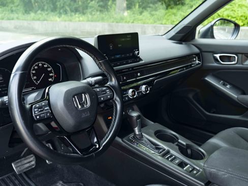 Used 2022 Honda Civic Sport image 16