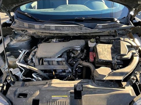 Used 2020 Nissan Rogue Sport SV image 10