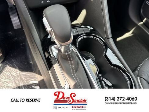 New 2026 Buick Encore GX Avenir w/ Avenir Convenience Package FWD image 19