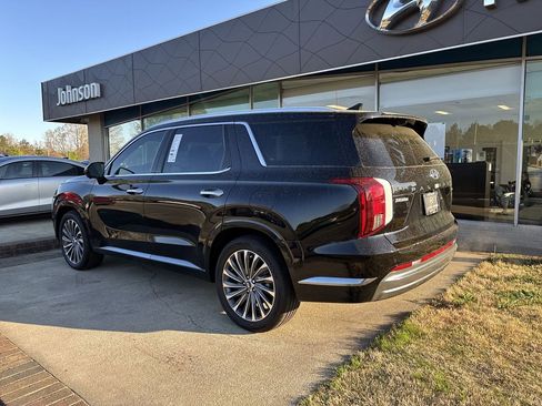 New 2024 Hyundai Palisade Calligraphy image 11