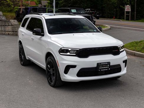 Used 2026 Dodge Durango GT AWD/4WD image 3