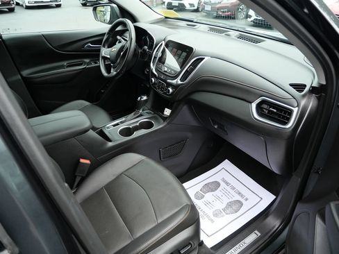 Used 2018 Chevrolet Equinox Premier AWD/4WD image 26