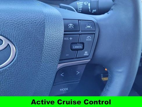 Used 2025 Toyota Camry XSE image 21