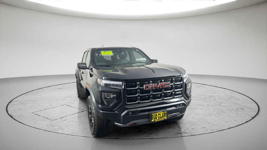Used 2025 GMC Canyon AT4 AWD/4WD image 4