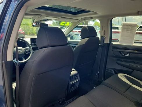 Used 2025 Honda CR-V EX image 14