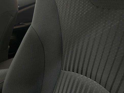 Used 2020 Toyota Prius Prime LE image 16