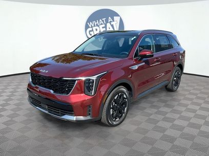 Certified 2025 Kia Sorento S w/ Panoramic Sunroof Package