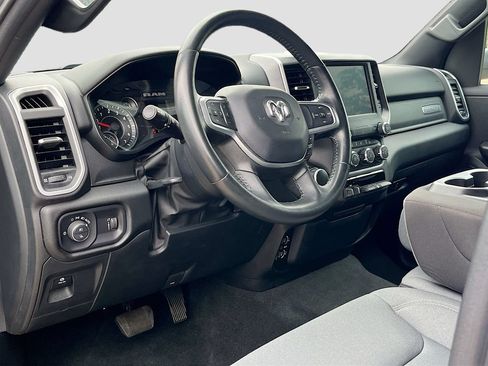 Used 2023 RAM 1500 Big Horn AWD/4WD image 9