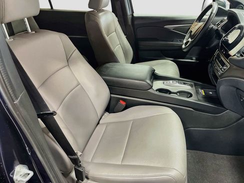 Used 2025 Honda Passport EX-L image 29