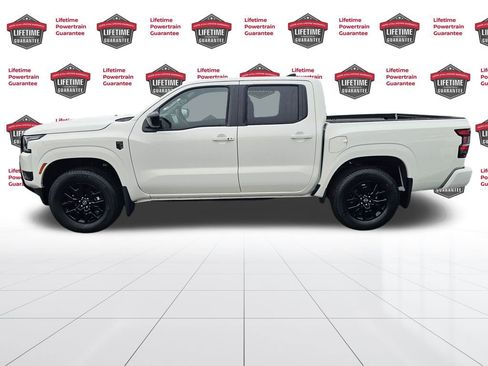 New 2026 Nissan Frontier SV image 2