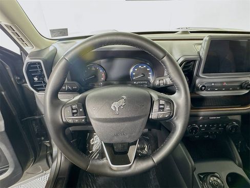 Used 2024 Ford Bronco Sport Outer Banks image 11