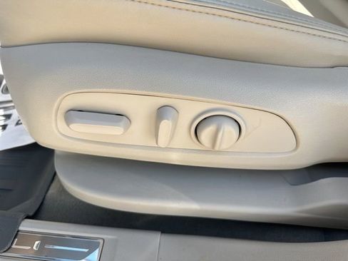 Used 2022 GMC Acadia Denali w/ Denali Ultimate Package image 15