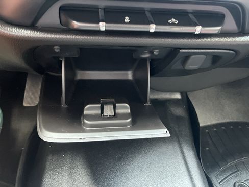 Used 2014 Chevrolet Silverado 1500 W/T RWD image 22
