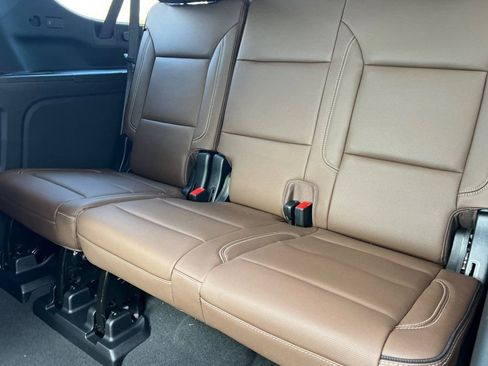 New 2026 Chevrolet Suburban High Country AWD/4WD image 13