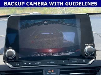 Used 2024 Nissan Altima 2.5 SV FWD video 2