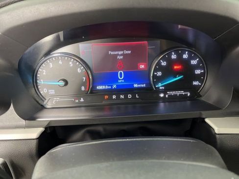 Used 2024 Ford Explorer XLT w/ Equipment Group 202A image 24