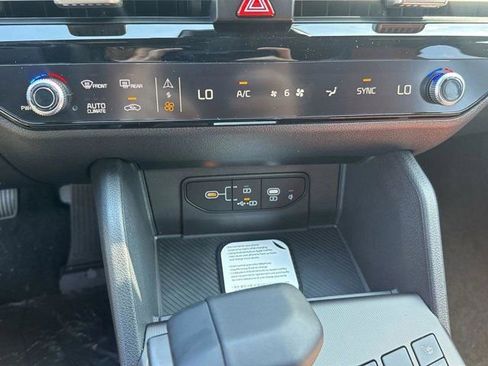 New 2026 Kia Sportage SX FWD image 21
