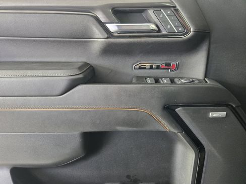 Used 2023 GMC Sierra 1500 AT4 w/ Technology Package AWD/4WD image 23