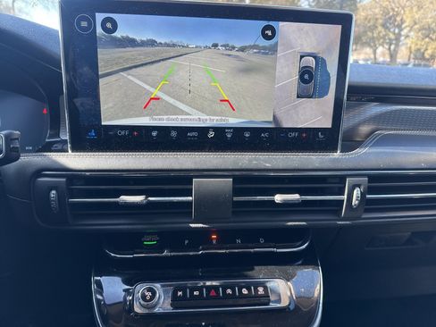 Used 2023 Lincoln Corsair Reserve w/ Equipment Group 201A image 30