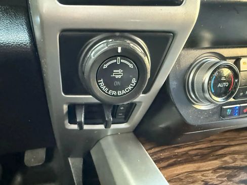 Used 2020 Ford F150 Lariat w/ Equipment Group 502A Luxury image 20