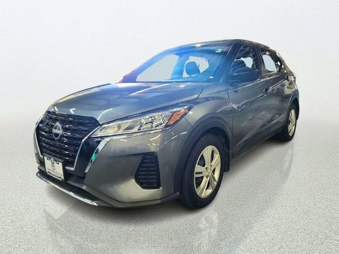 Used 2025 Nissan Kicks Play S FWD image 5
