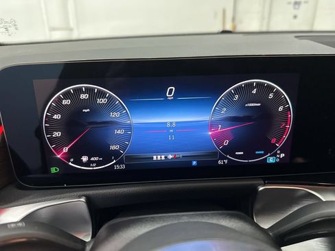 Used 2026 Mercedes-Benz GLB 250 image 12