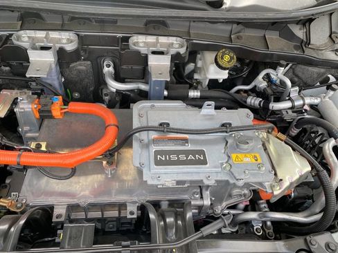 Used 2024 Nissan Ariya AWD image 26