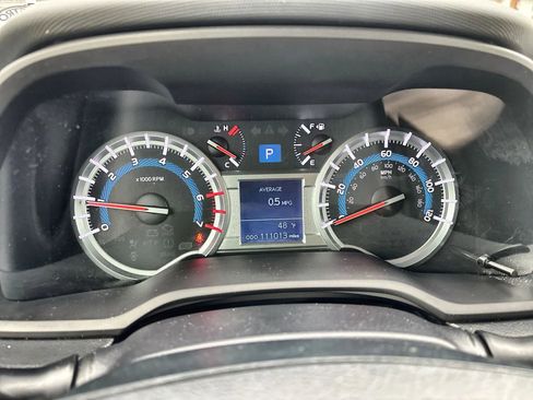 Used 2015 Toyota 4Runner SR5 image 10