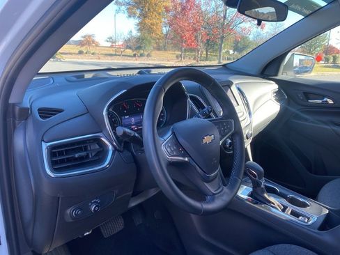 Used 2023 Chevrolet Equinox LT image 15