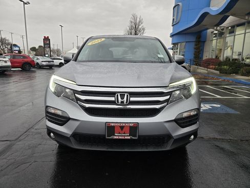 Used 2018 Honda Pilot EX image 8