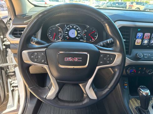 Used 2019 GMC Acadia Denali w/ Technology Package image 17