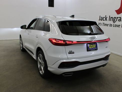 New 2025 Audi Q5 Prestige image 2