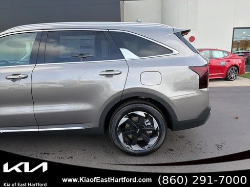 New 2026 Kia Sorento EX AWD/4WD image 10
