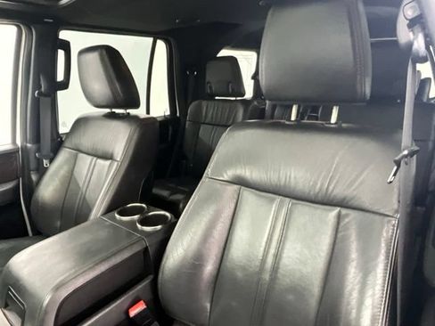 Used 2017 Lincoln Navigator Reserve AWD/4WD image 7