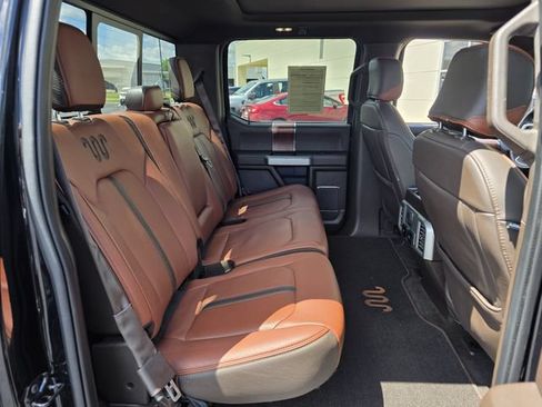 Used 2020 Ford F150 King Ranch w/ Equipment Group 601A Luxury AWD/4WD image 33