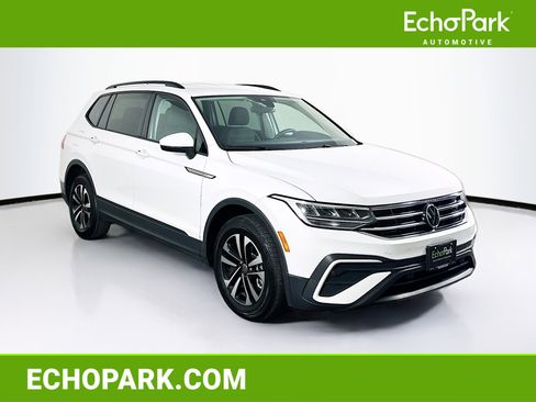 Used 2024 Volkswagen Tiguan S image 1