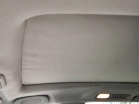 Used 2020 Subaru Ascent Limited w/ Technology Package image 27