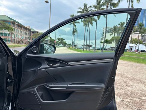 Used 2021 Honda Civic Sport image 16