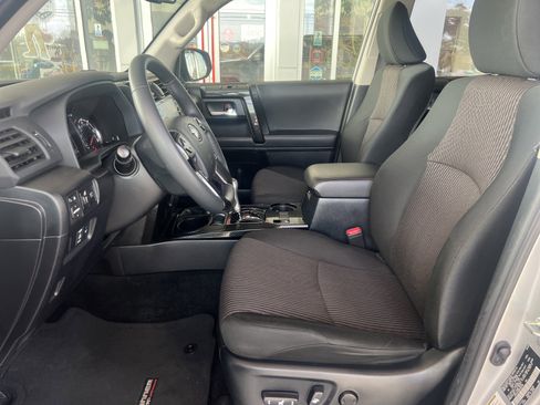 Certified 2024 Toyota 4Runner TRD Off-Road image 13