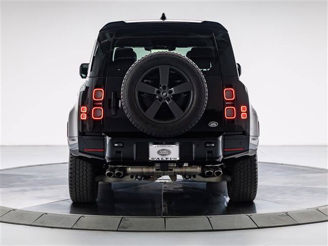 Used 2023 Land Rover Defender 110 V8 AWD/4WD image 6