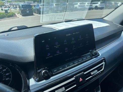 Used 2023 Kia Seltos S w/ Navigation Package AWD/4WD image 22