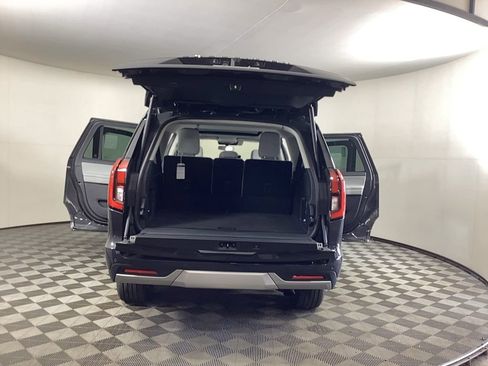 New 2025 Ford Expedition Max Platinum w/ Driver's Package image 11