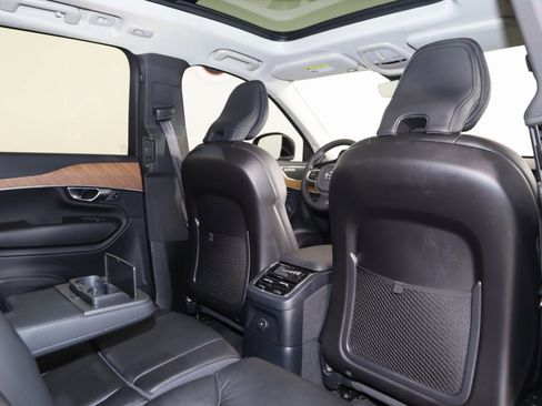 Used 2023 Volvo XC90 T8 Plus image 18