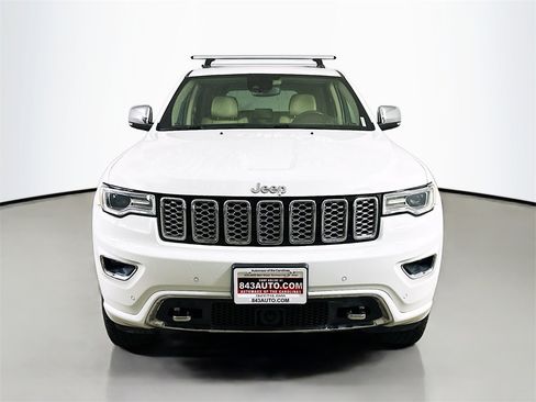 Used 2019 Jeep Grand Cherokee Overland image 2