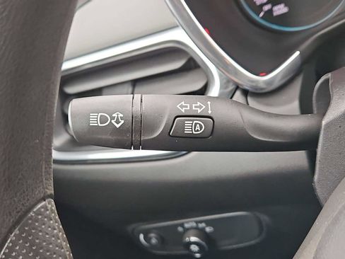 Used 2020 Chevrolet Equinox LT w/ LPO, Floor Liner Package image 41