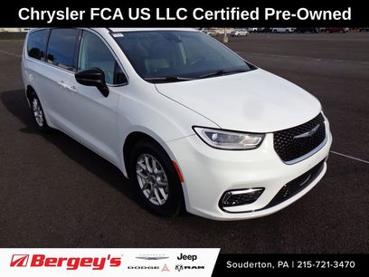 Certified 2024 Chrysler Pacifica Touring-L