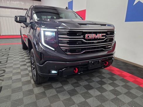 Used 2023 GMC Sierra 1500 AT4 w/ AT4 Premium Package image 23